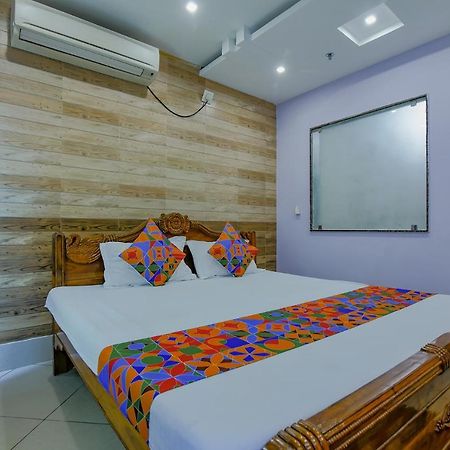 Fabhotel New Central Bhubaneswar Exterior photo